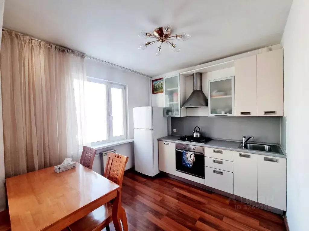 2-к кв. Иркутская область, Ангарск 32-й мкр, 7 (51.2 м) - Фото 1