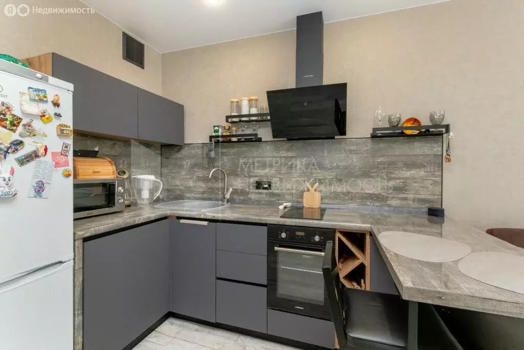 1-комнатная квартира: Тюмень, Стройотрядовская улица, 8 (30.6 м) - Фото 1