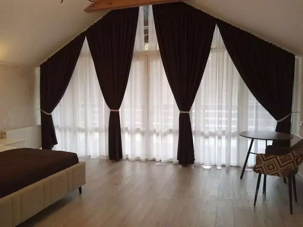 Дом в Кабардино-Балкария, Эльбрусский район, с. Эльбрус ул. ... - Фото 2