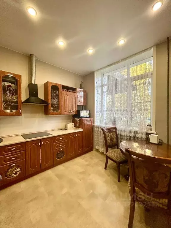 2-к кв. Кировская область, Киров Советская ул., 81 (50.0 м) - Фото 2