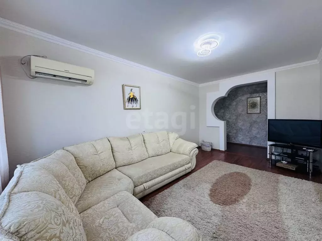 3-к кв. Крым, Симферополь ул. Маршала Жукова (65.0 м) - Фото 1