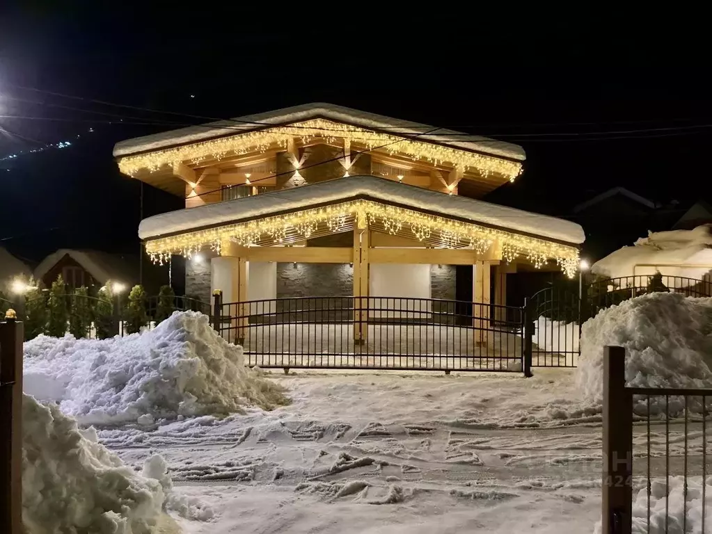 Коттедж в Краснодарский край, Сочи городской округ, Красная Поляна пгт ... - Фото 1