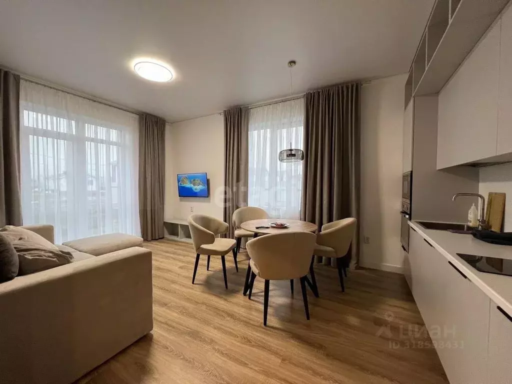 Дом в Башкортостан, Иглинский район, Акбердинский сельсовет, д. ... - Фото 1