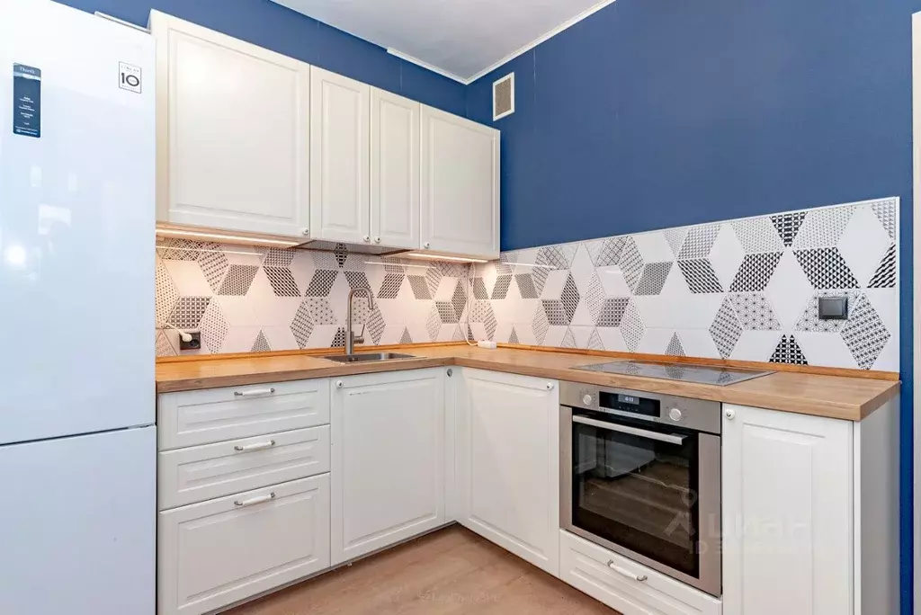 1-к кв. Ленинградская область, Мурино Всеволожский район, ул. ... - Фото 1