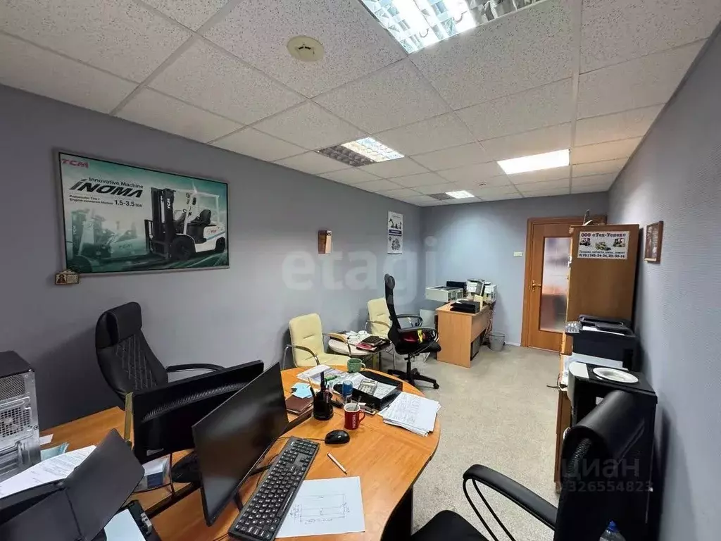 Офис в Челябинская область, Челябинск ул. Монакова, 31 (149 м) - Фото 1