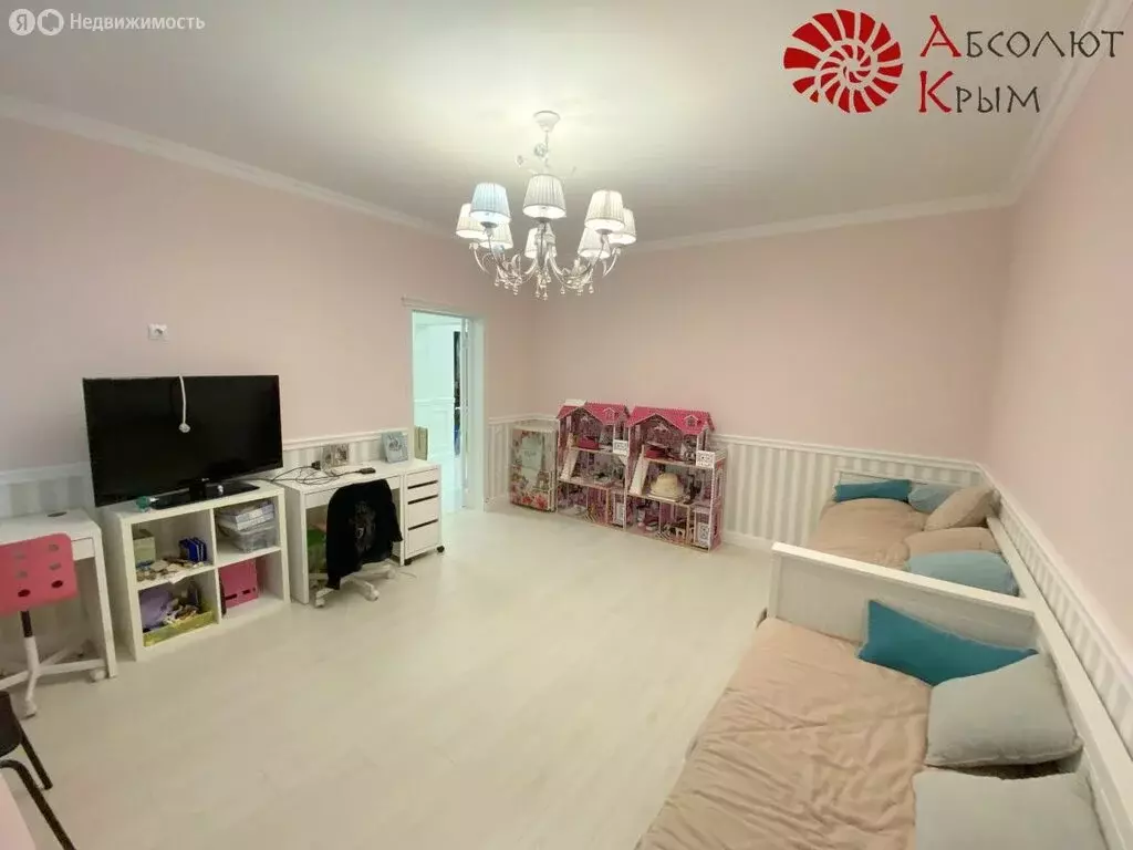 2-комнатная квартира: Феодосия, Симферопольское шоссе, 11к1 (91 м) - Фото 1