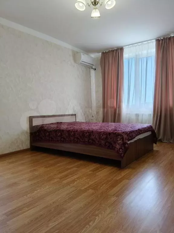 1-к. квартира, 40 м, 4/5 эт. - Фото 1