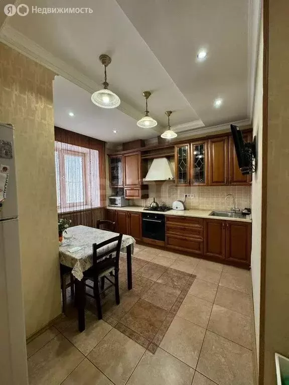 3-комнатная квартира: Ростов-на-Дону, микрорайон Мясникован, ... - Фото 1