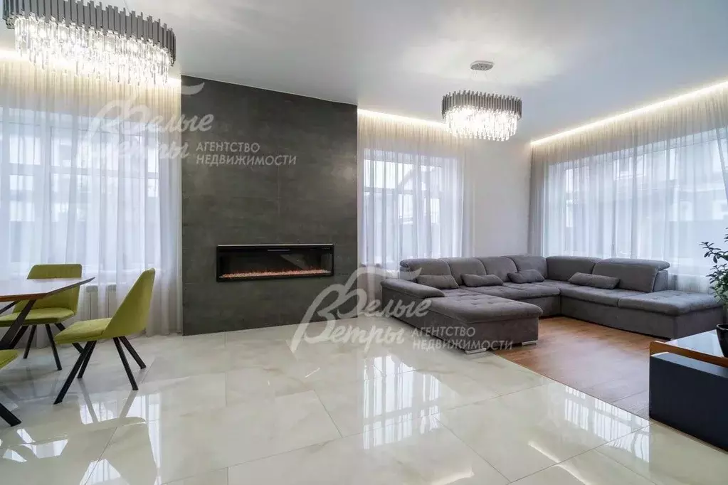 Дом в Москва Синергия кп,  (220 м) - Фото 1