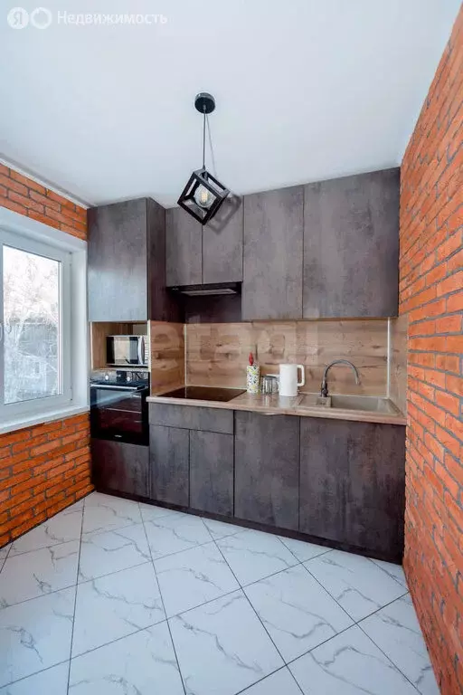 3-комнатная квартира: Бийск, улица Феликса Дзержинского, 2 (59.1 м) - Фото 2