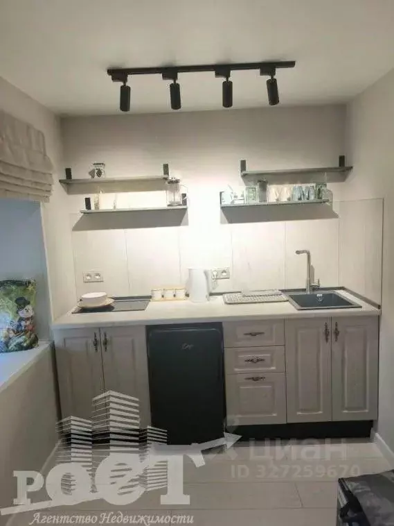 2-к кв. Приморский край, Артем пл. Ленина, 4 (43.8 м) - Фото 1