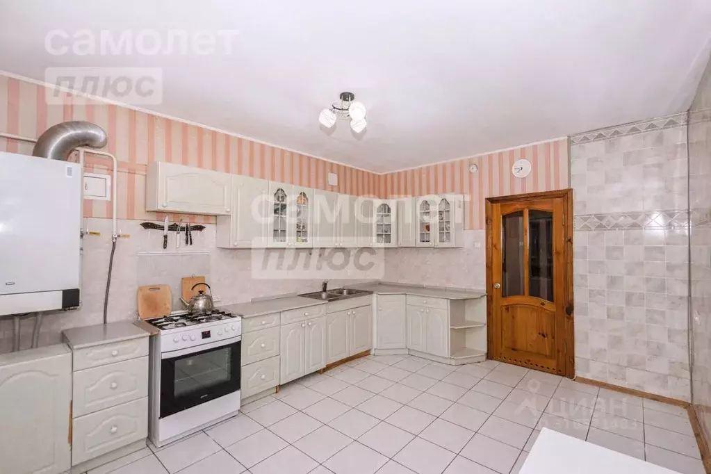 6-к кв. Владимирская область, Владимир ул. 1-я Кольцевая, 28А (207.0 ... - Фото 0