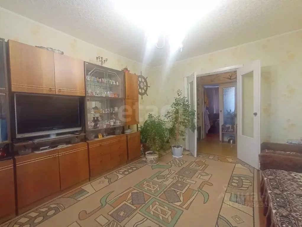 3-к кв. Архангельская область, Котлас ул. Ушакова, 12 (63.7 м) - Фото 1