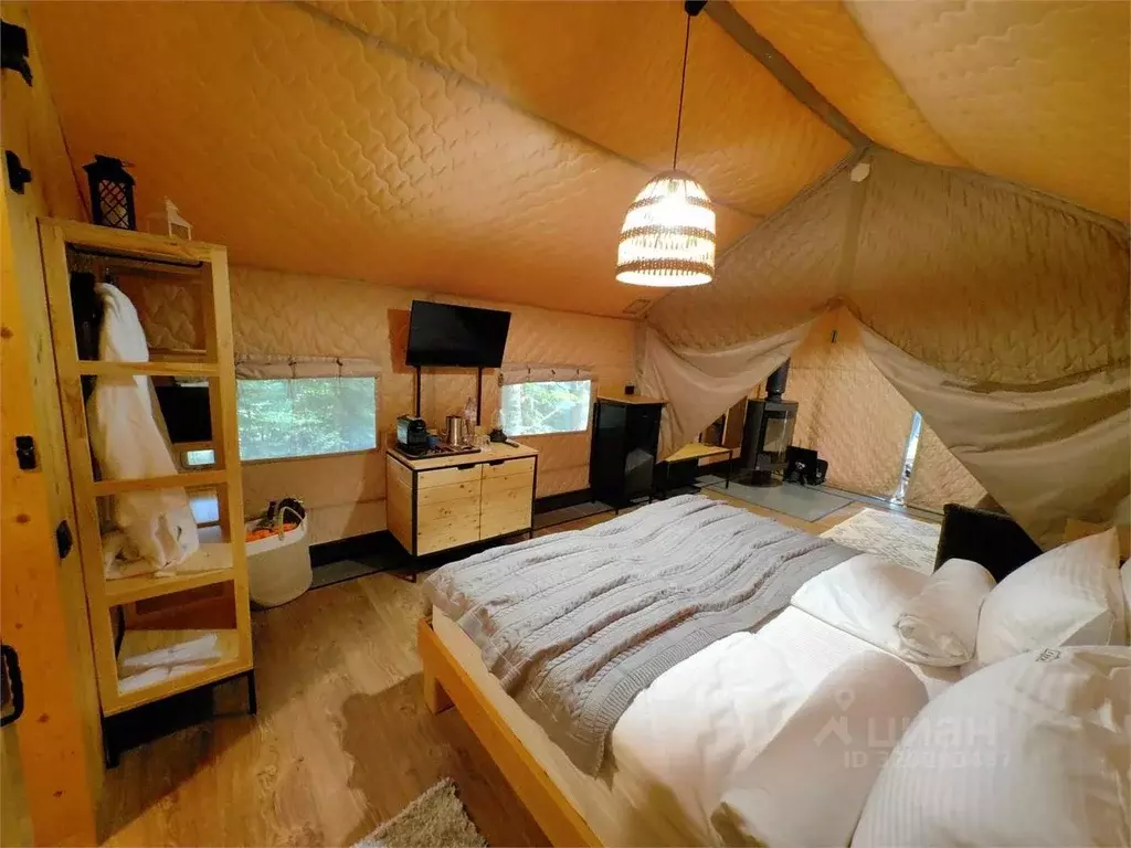 Дом в Карачаево-Черкесия, Зеленчукский район, с. Архыз  (30 м) - Фото 1