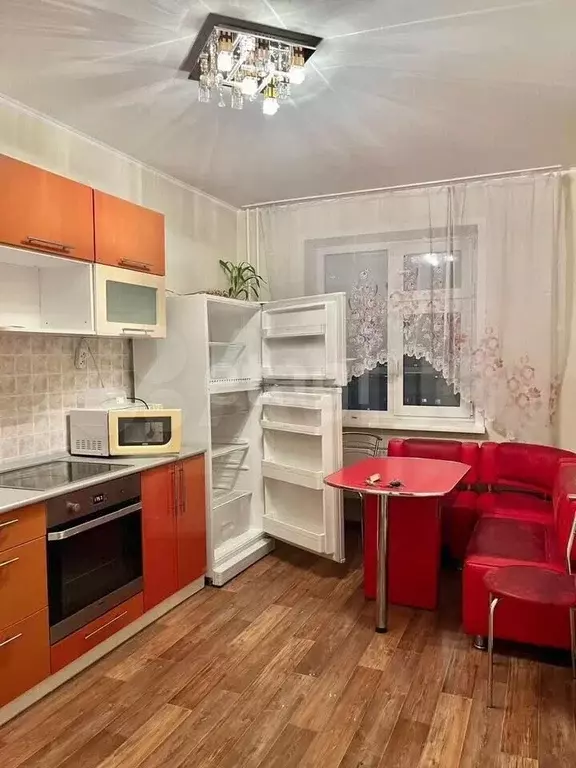 2-к. квартира, 60 м, 16/17 эт. - Фото 0