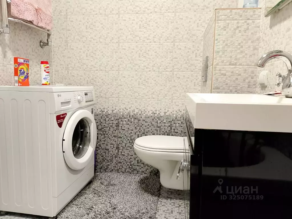 1-к кв. Астраханская область, Астрахань ул. Космонавтов, 18к4 (45.0 м) - Фото 1