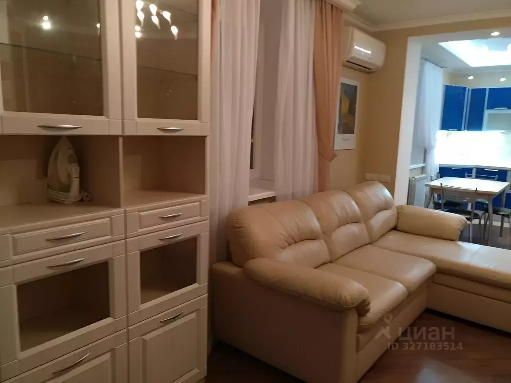2-к кв. Свердловская область, Екатеринбург ул. Фролова, 31 (76.0 м) - Фото 1