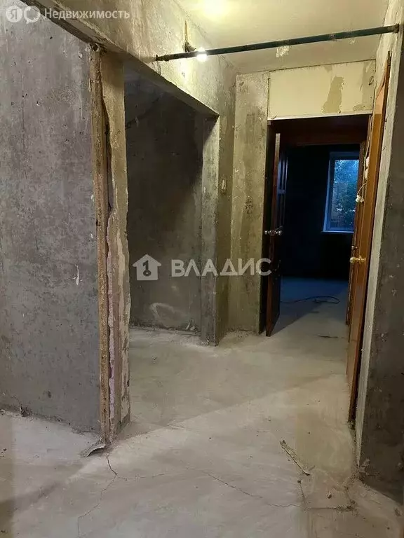 3-комнатная квартира: Тобольск, микрорайон 3Б, 10 (65 м) - Фото 1