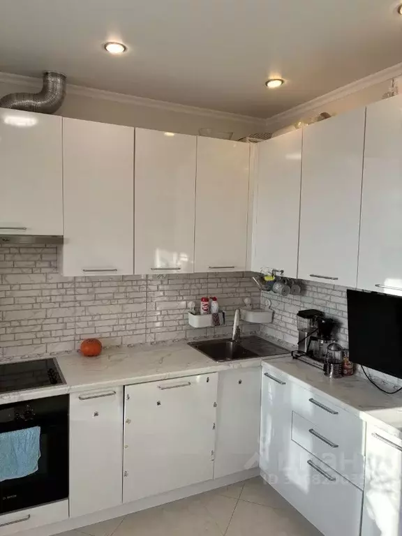 3-к кв. Брянская область, Брянск ул. Романа Брянского, 12А (89.5 м) - Фото 2