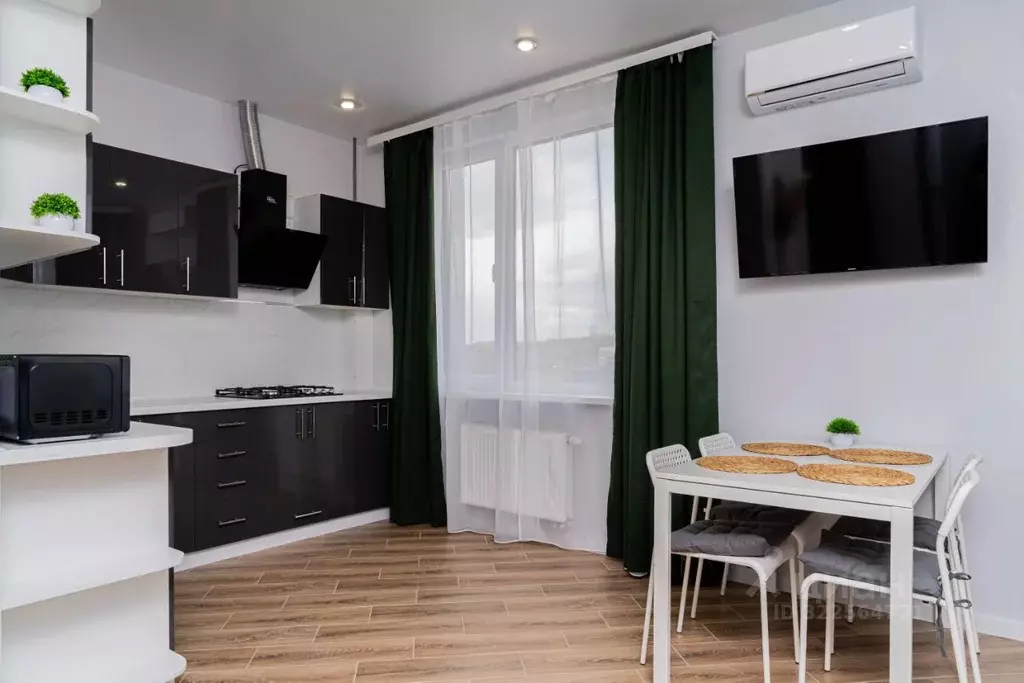 2-к кв. Крым, Симферополь просп. Александра Суворова, 15к12 (50.0 м) - Фото 2