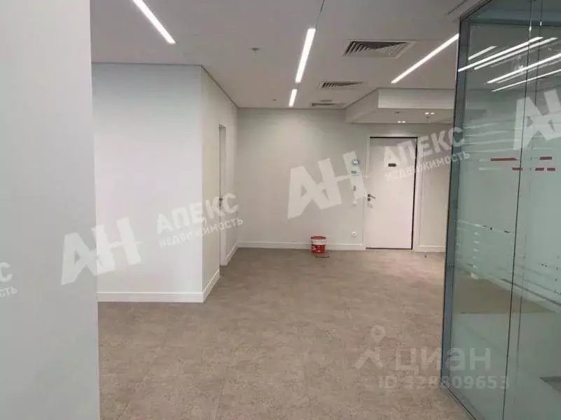 Помещение свободного назначения в Москва наб. Пресненская, 12 (100 м) - Фото 1