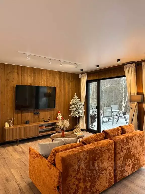 Дом в Ленинградская область, Выборгский район, Каменногорское ... - Фото 2