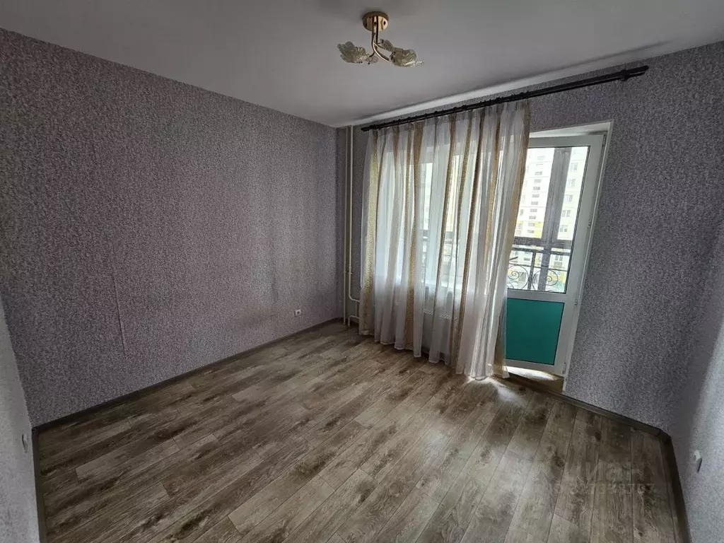 2-к кв. Омская область, Омск проезд 6-й Амурский, 8 (55.0 м) - Фото 1