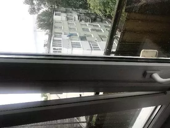 3-комнатная квартира: Тольятти, улица Дзержинского, 71 (60 м) - Фото 0