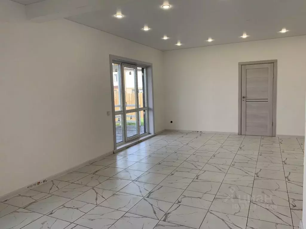 Дом в Иркутская область, Иркутский муниципальный округ, д. Куда ул. ... - Фото 0