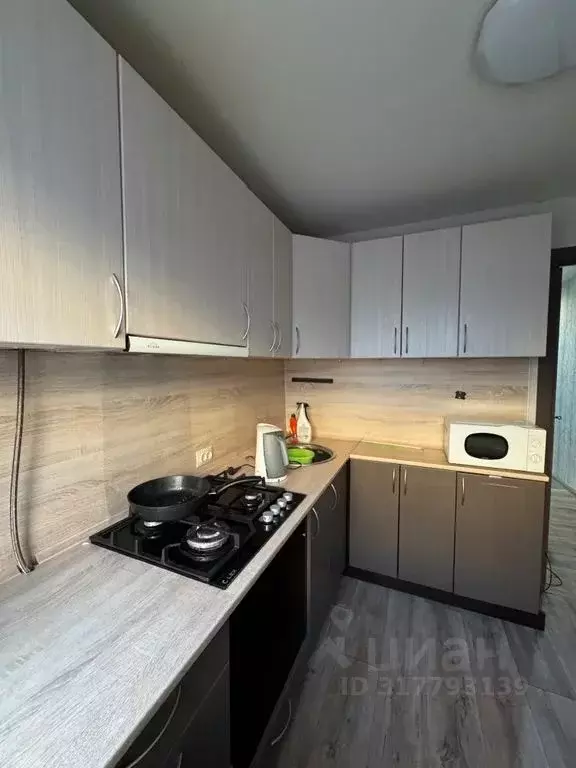 2-к кв. Мурманская область, Мурманск ул. Коминтерна, 22 (45.0 м) - Фото 0