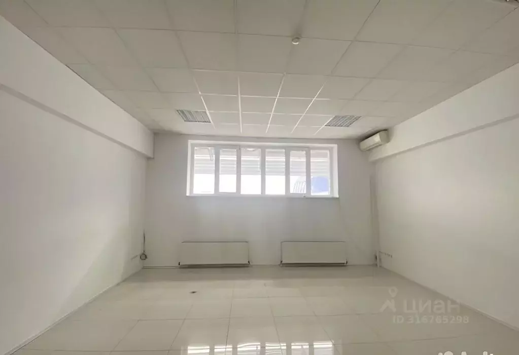 Помещение свободного назначения в Ставропольский край, Пятигорск ул. ... - Фото 1