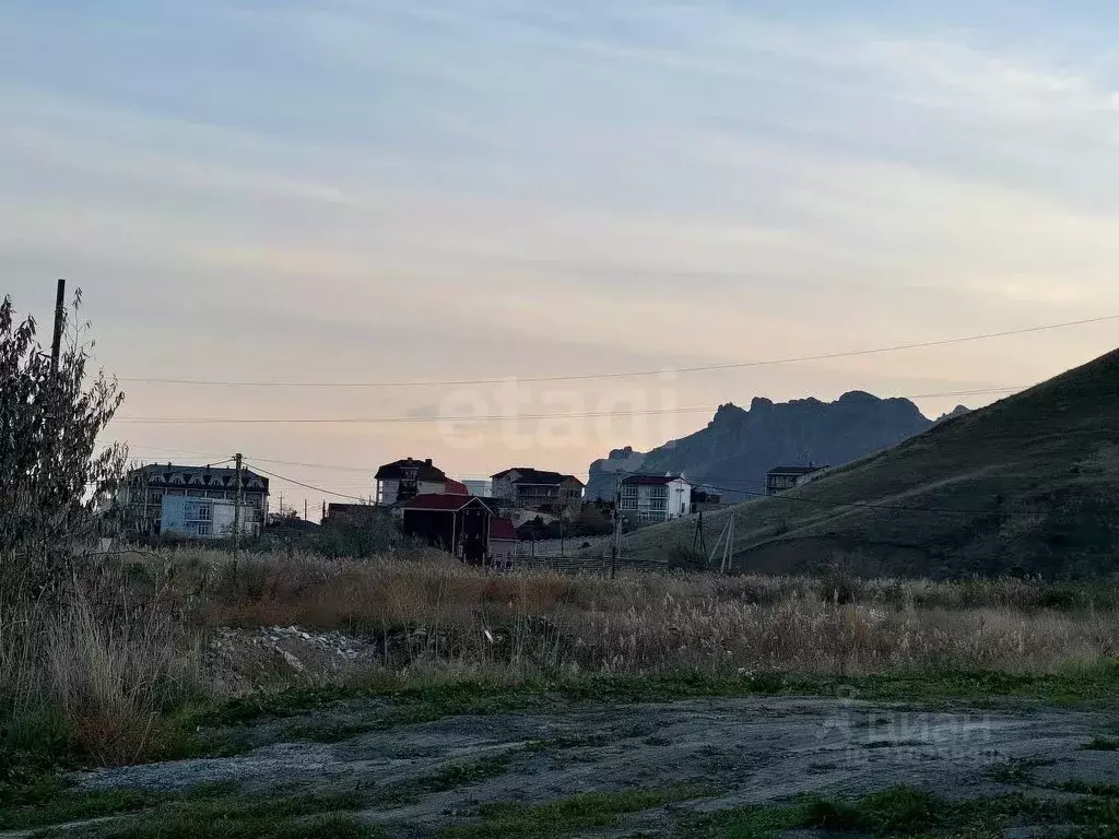 Участок в Крым, Феодосия городской округ, Коктебель пгт ул. Барахголь ... - Фото 0