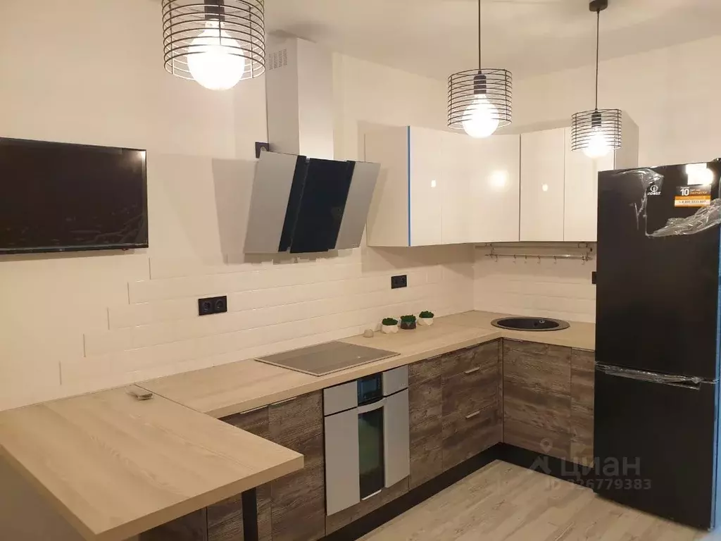 1-к кв. Волгоградская область, Волгоград ул. Расула Гамзатова, 7 (37.0 ... - Фото 1