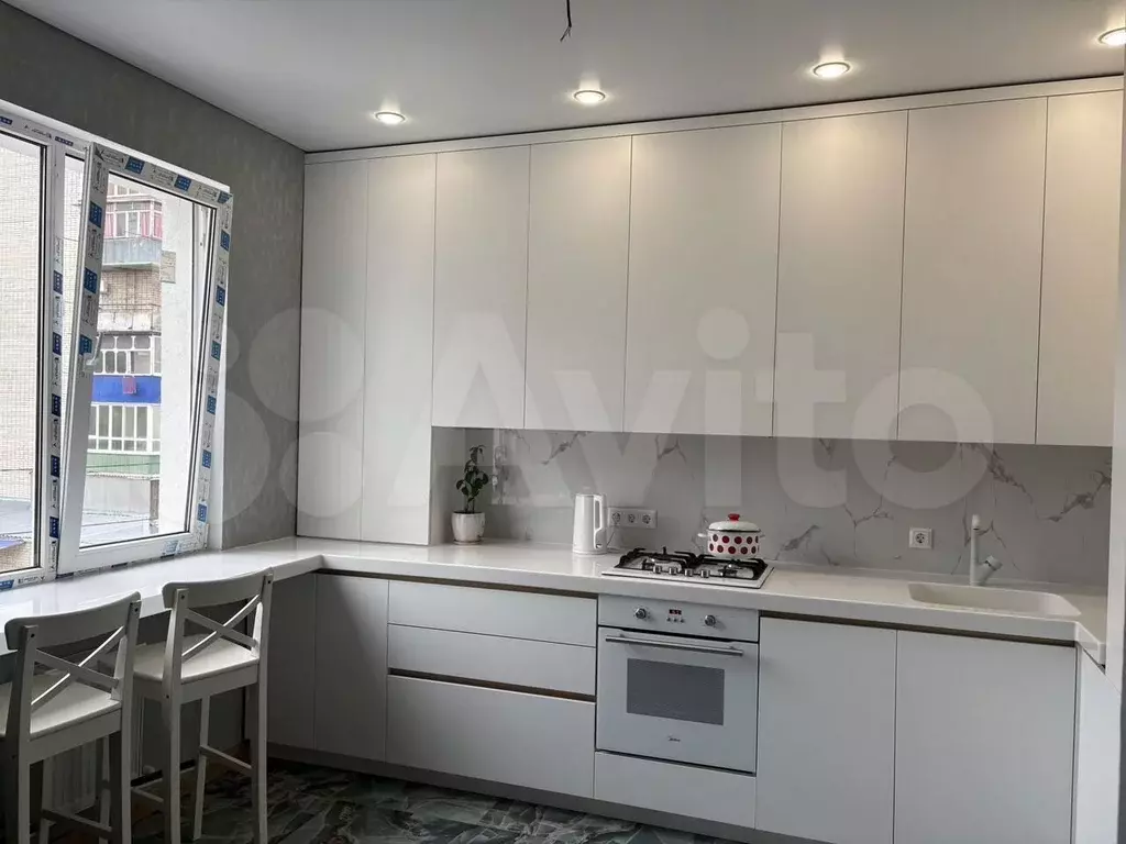 2-к. квартира, 70 м, 3/9 эт. - Фото 0