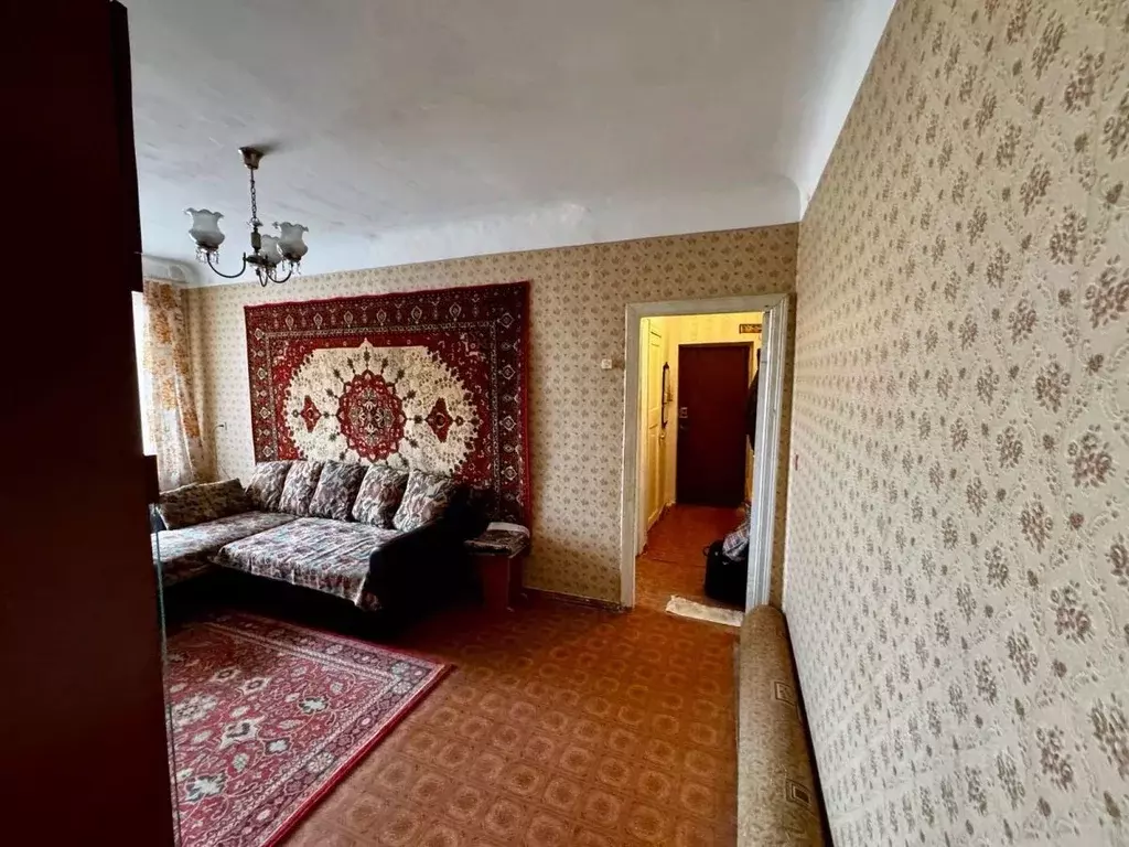 3-к кв. Волгоградская область, Волгоград ул. Дзержинского, 38 (56.9 м) - Фото 0
