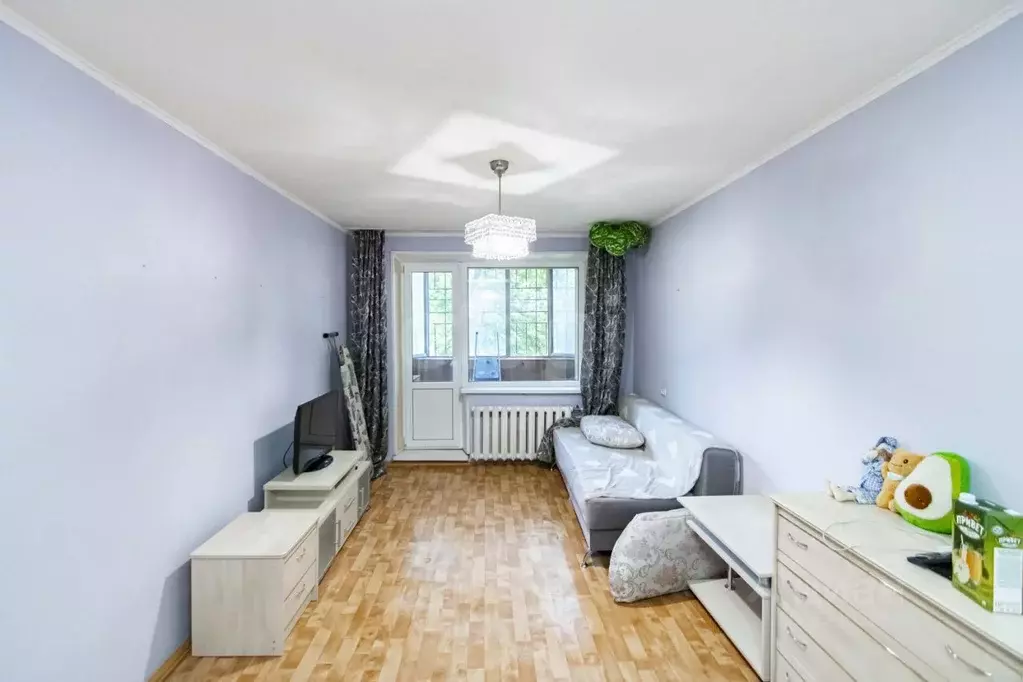 2-к кв. Тюменская область, Тюмень ул. Осипенко, 84 (50.1 м) - Фото 1
