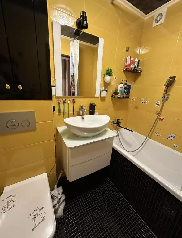 Продаётся 3-к квартира, 61.2 м - Фото 1