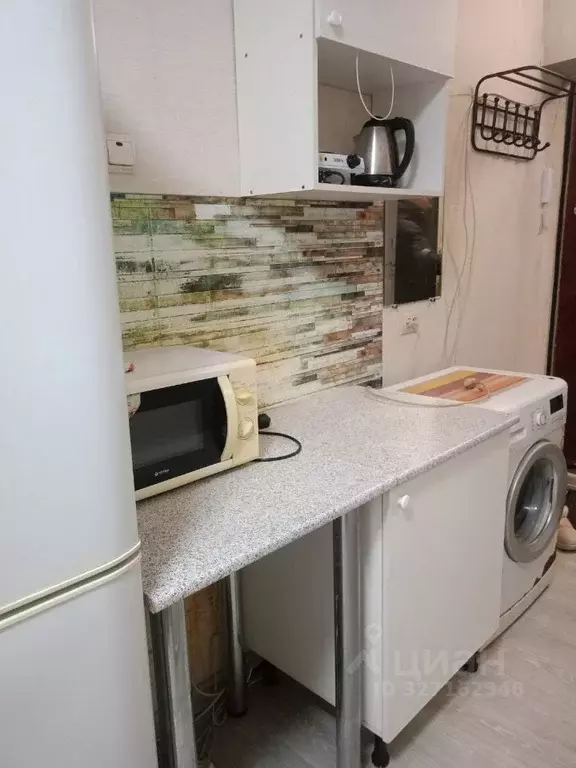 Студия Красноярский край, Красноярск ул. Толстого, 45 (14.0 м) - Фото 1