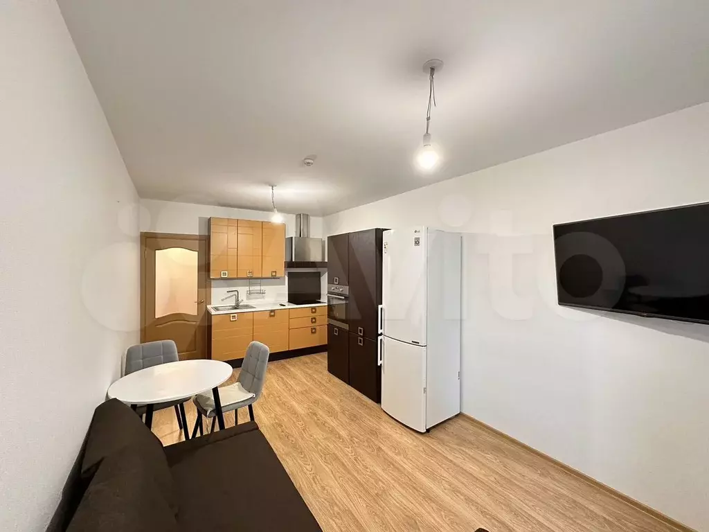 1-к. квартира, 41 м, 1/17 эт. - Фото 1
