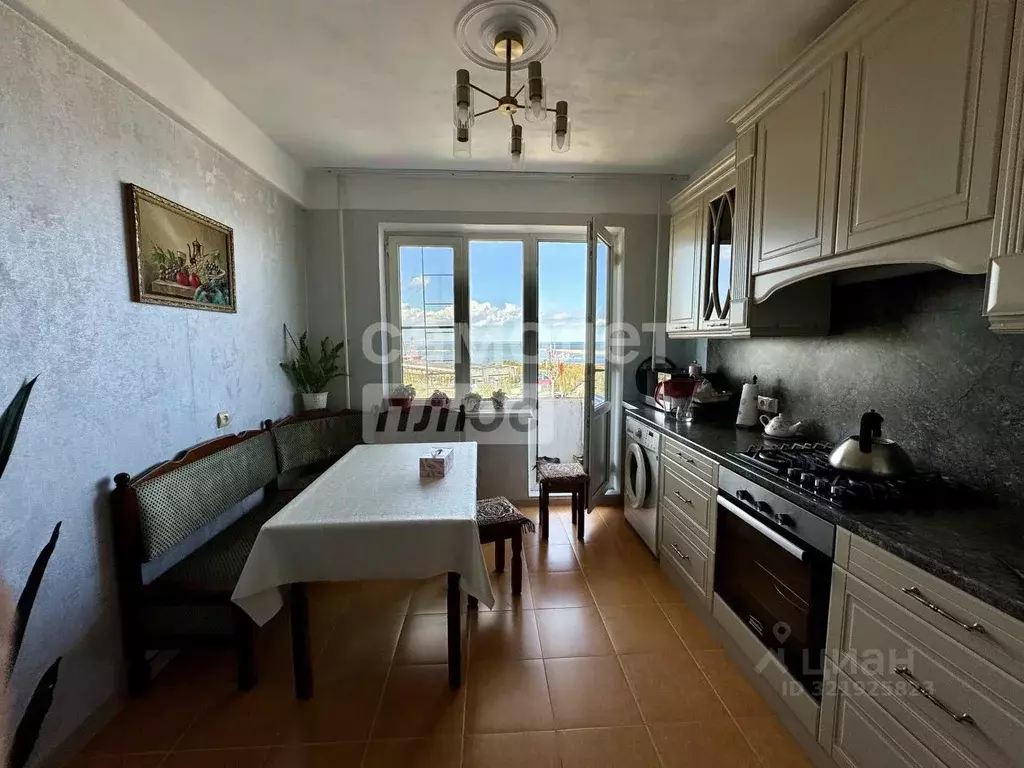 4-к кв. Дагестан, Махачкала ул. Мирзабекова, 122 (94.0 м) - Фото 0
