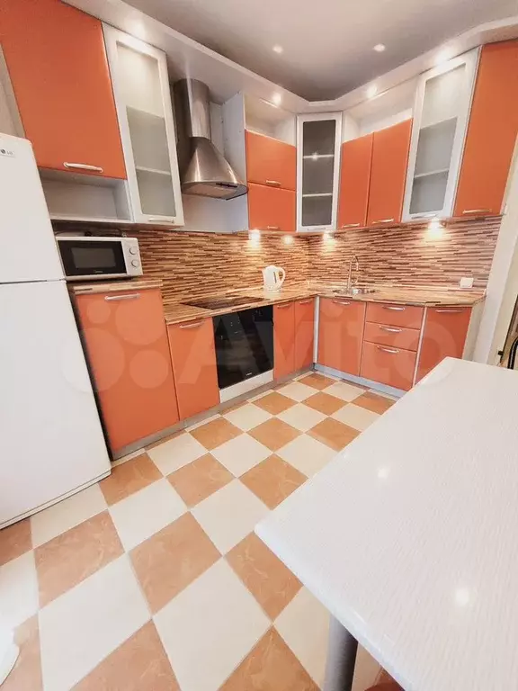 1-к. квартира, 35 м, 4/9 эт. - Фото 0