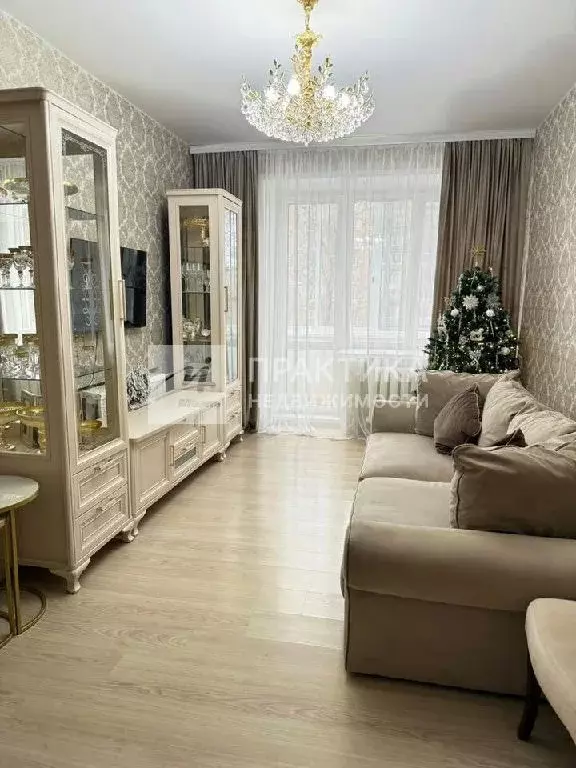 Продается 2-комнатная квартира - Фото 1