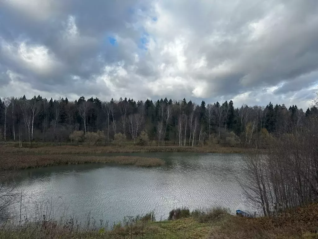 Участок в Московская область, Мытищи городской округ, д. Аксаково  ... - Фото 0