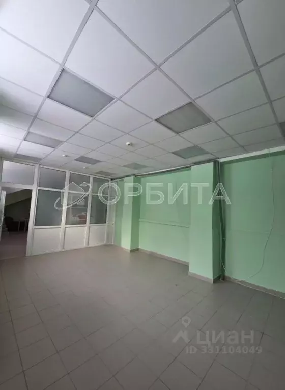Помещение свободного назначения в Тюменская область, Тюмень ул. ... - Фото 1