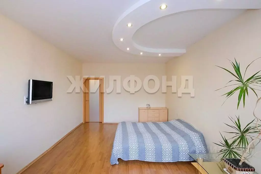 3-к кв. Новосибирская область, Новосибирск Серебренниковская ул., 23 ... - Фото 2