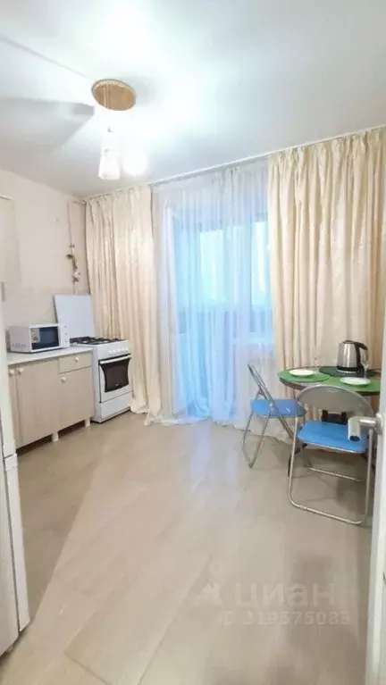1-к кв. Брянская область, Брянск ул. Имени О.Н. Строкина, 3 (36.0 м) - Фото 0