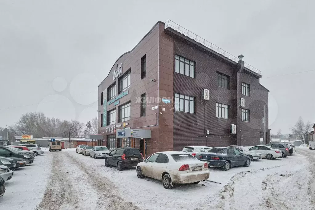 Продам помещение свободного назначения, 2433 м - Фото 1