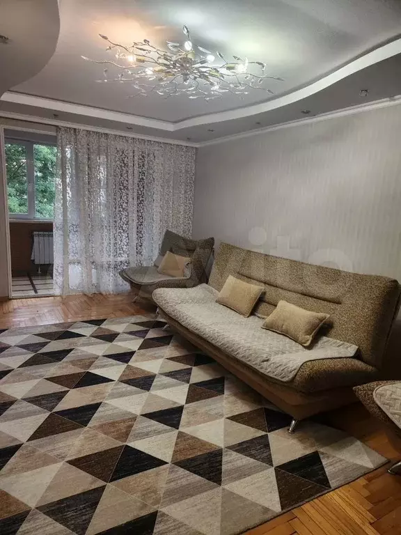 2-к. квартира, 55 м, 5/5 эт. - Фото 0