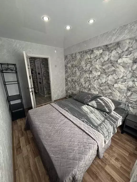 2-к кв. Иркутская область, Усолье-Сибирское ул. Стопани, 47 (30.0 м) - Фото 0