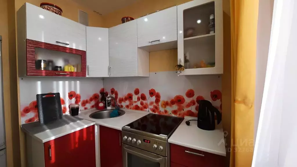 1-к кв. Кемеровская область, Кемерово ул. Серебряный Бор, 21 (35.4 м) - Фото 1